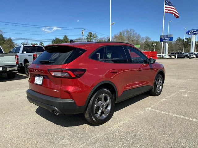 Used 2025 Ford Escape ST-Line w/ Tech Pack #1 AWD/4WD image 3