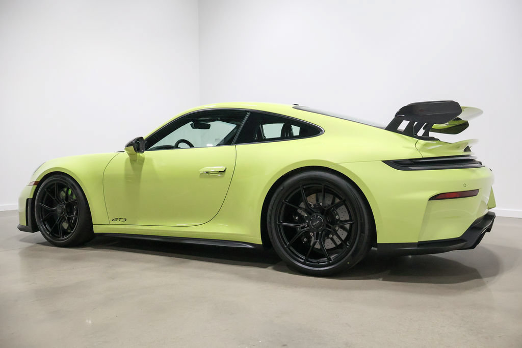 Used 2026 Porsche 911 GT3 w/ Weissach Package RWD image 15