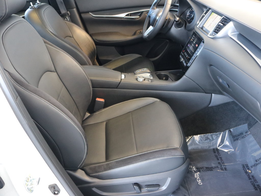 Used 2023 INFINITI QX50 Sport AWD/4WD image 46