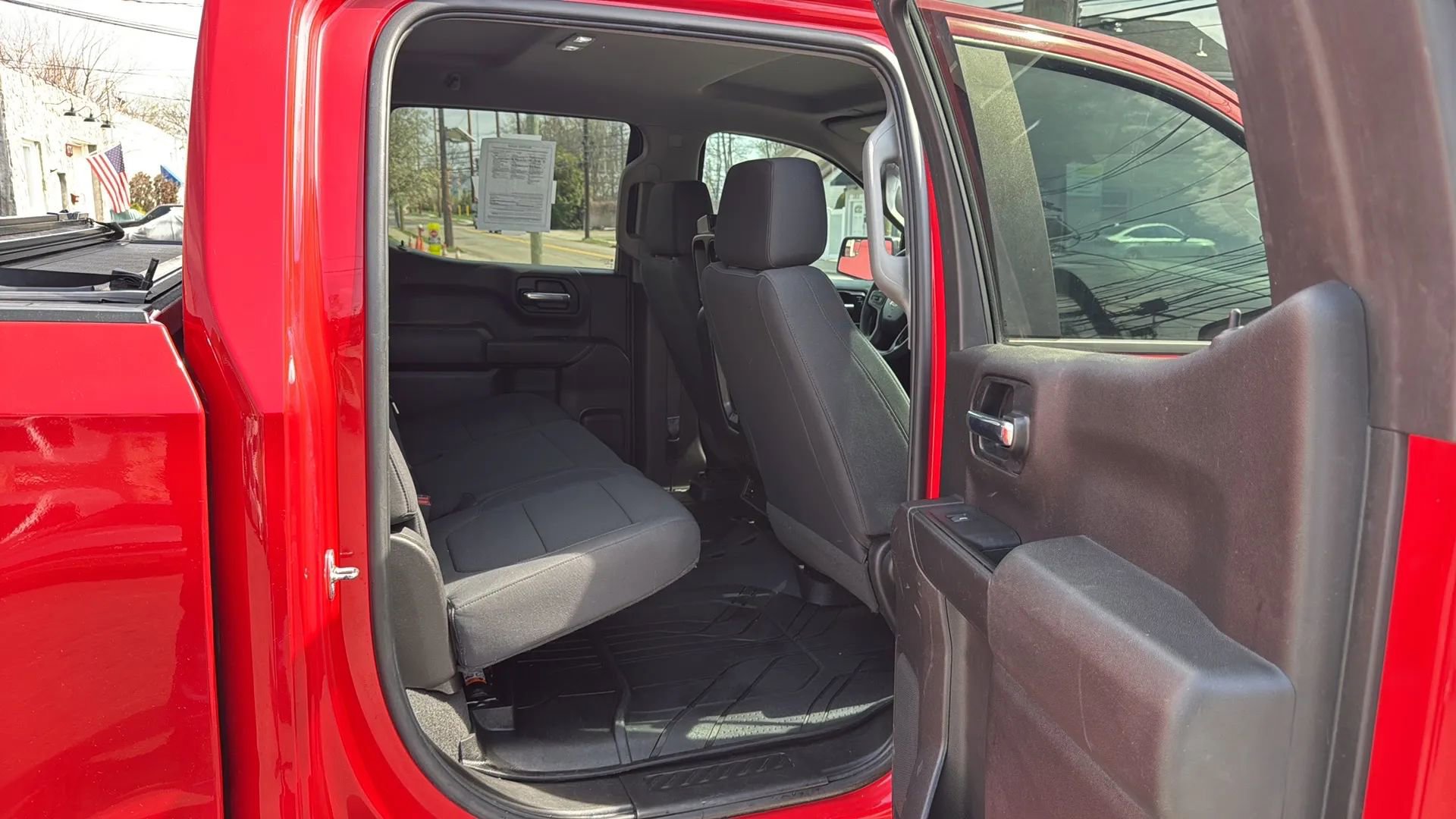 Used 2019 Chevrolet Silverado 1500 Custom w/ Custom Value Package AWD/4WD image 22