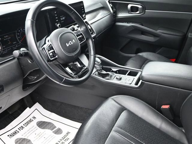 Used 2023 Kia Sorento S w/ Panoramic Sunroof Package image 17