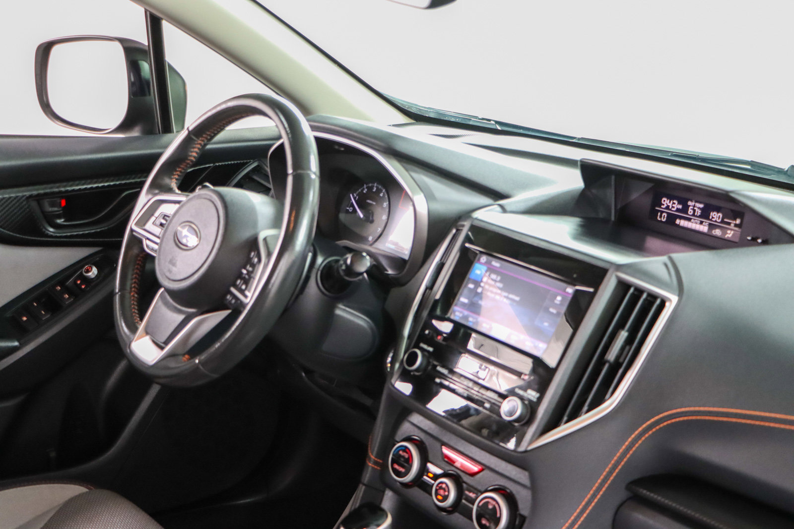 Used 2020 Subaru Crosstrek 2.0i Premium w/ Moonroof Package 2 image 26