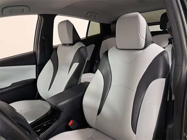 Used 2022 Toyota Prius XLE image 20