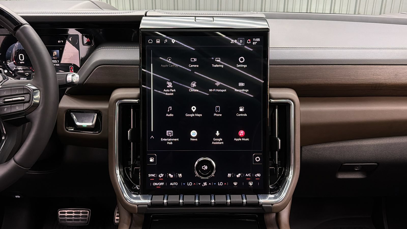 Used 2026 GMC Yukon XL Denali Ultimate w/ LPO, Floor Liner Package AWD/4WD image 27