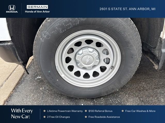 Used 2025 Chevrolet Silverado 1500 W/T w/ WT Value Package image 3