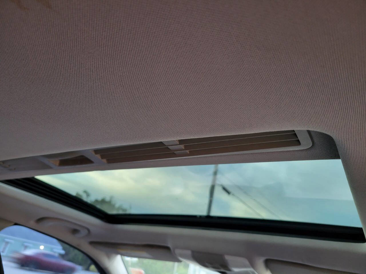 Used 2009 Mercedes-Benz C 300 Luxury image 11