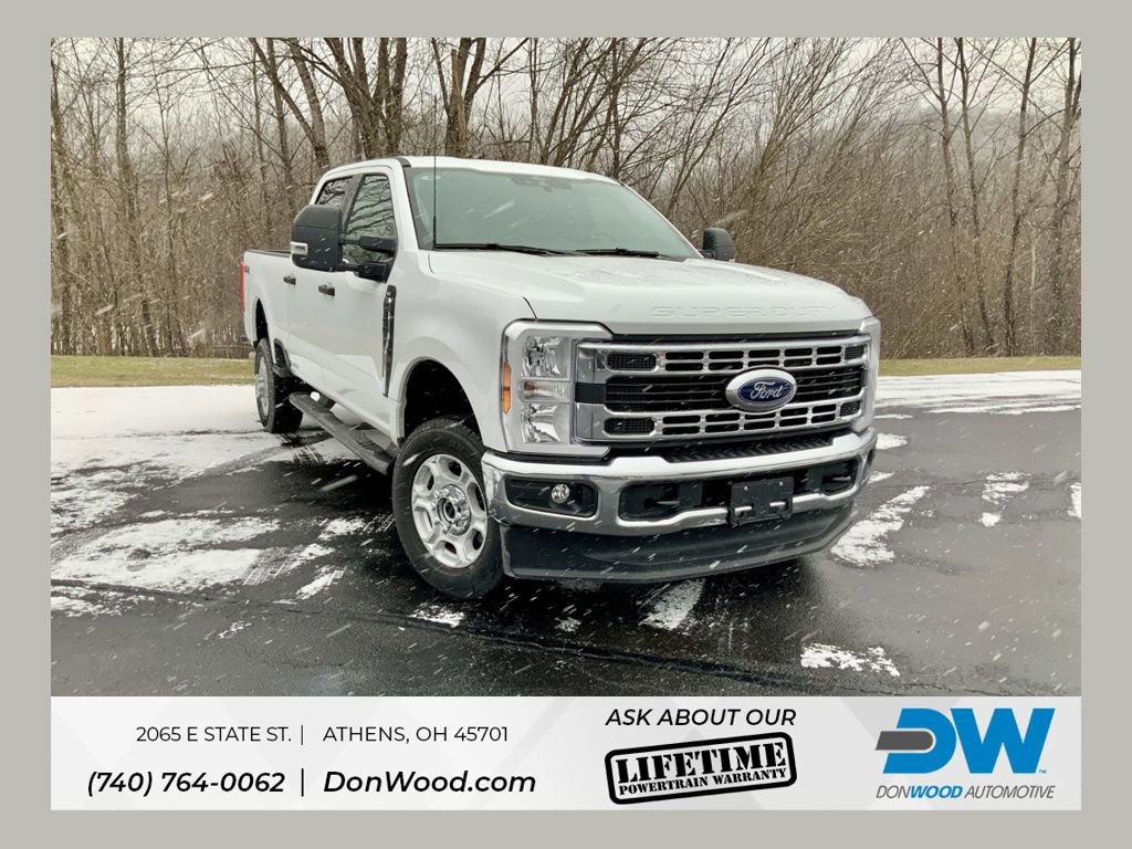 Used 2025 Ford F350 XLT image 1