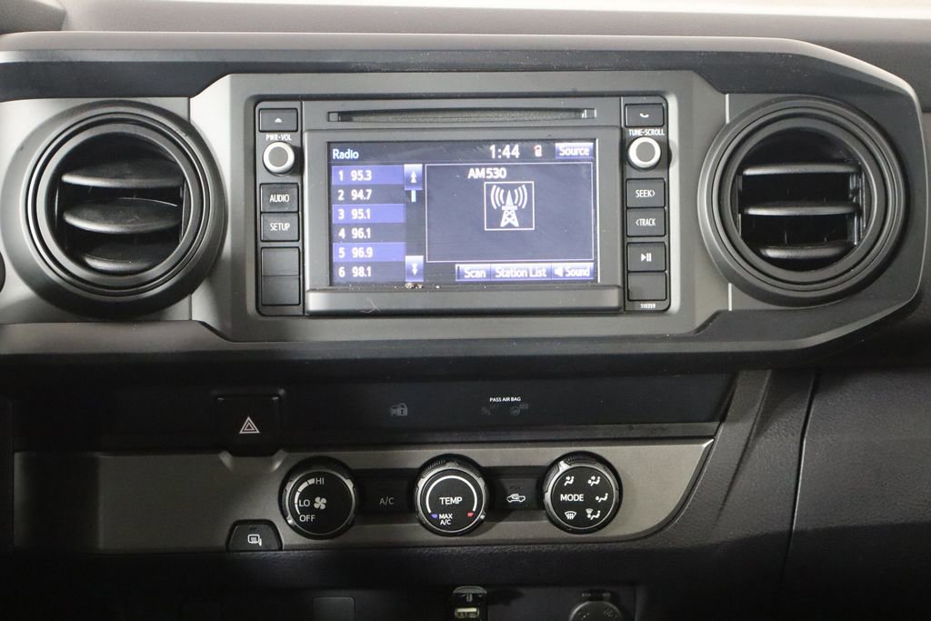 Used 2019 Toyota Tacoma SR w/ SR Convenience Package image 27