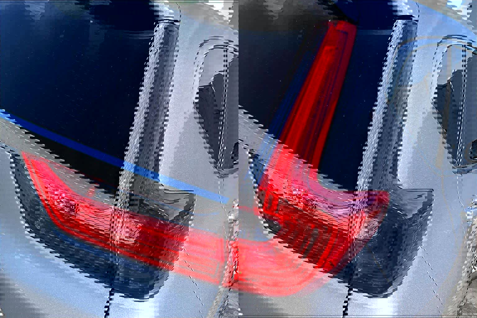 Used 2018 Honda CR-V EX image 26