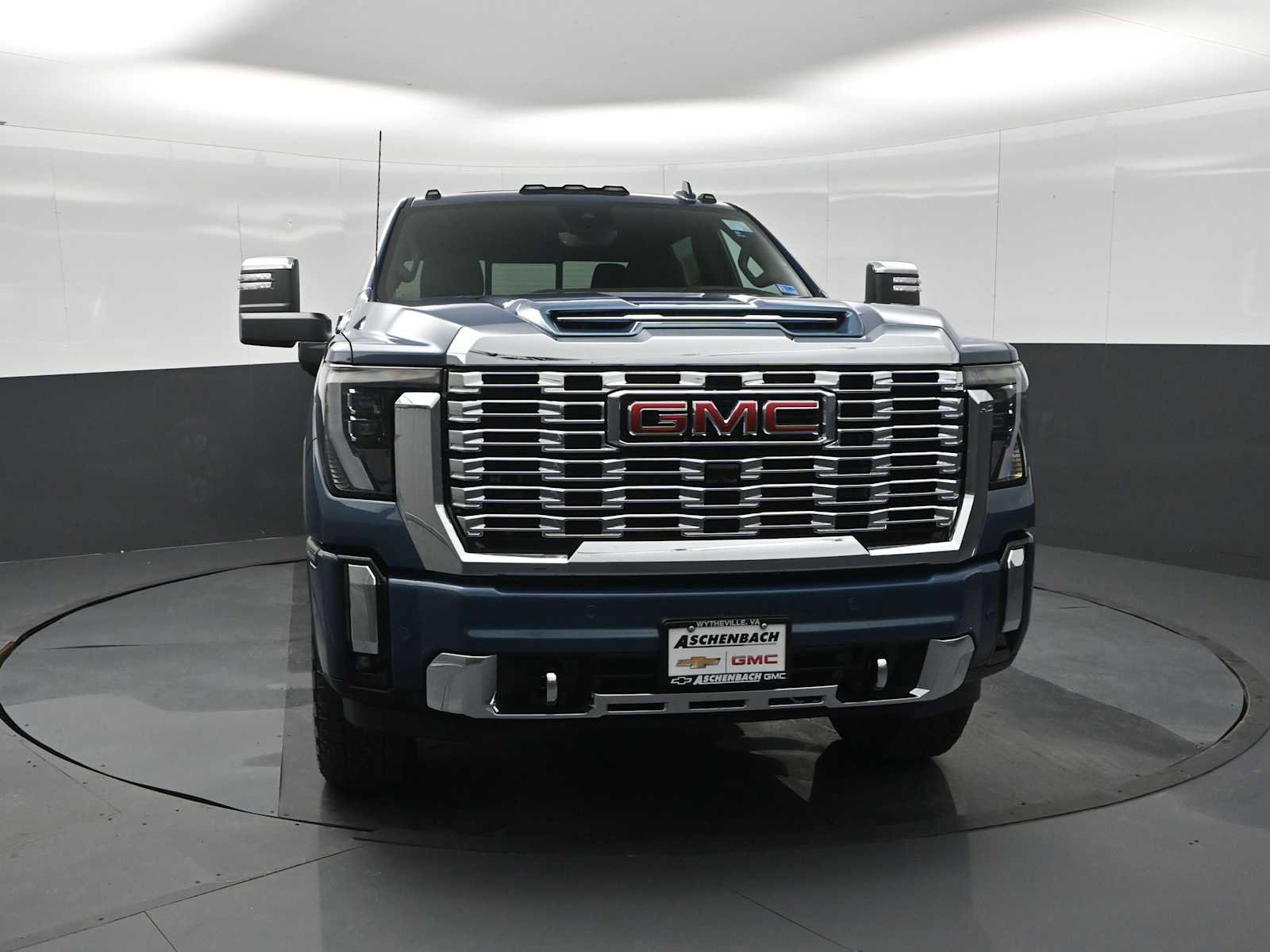 New 2026 GMC Sierra 2500 Denali w/ Denali Reserve Package image 3