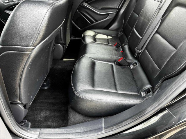 Used 2020 Mercedes-Benz GLA 250 4MATIC image 34