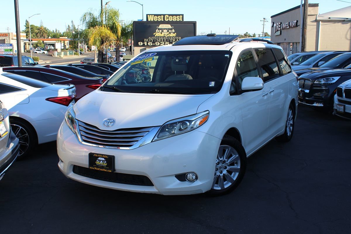 Used 2015 Toyota Sienna Limited Premium FWD image 51