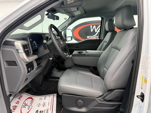 New 2026 Ford F250 XL w/ XL Chrome Package image 9