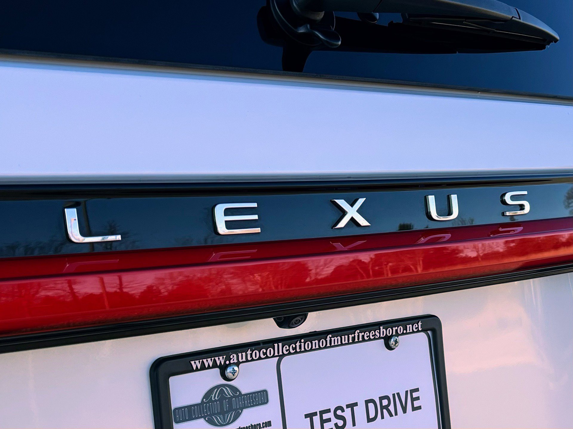 Used 2024 Lexus GX 550 w/ Accessory Package (Z1) image 15