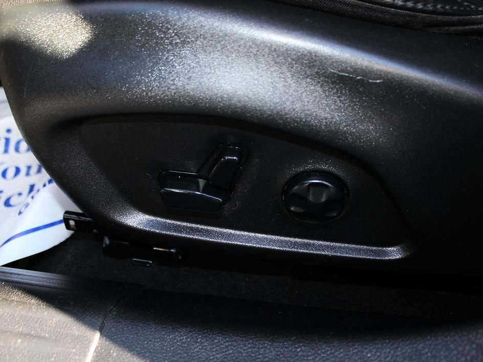 Used 2020 Jeep Compass Limited image 33