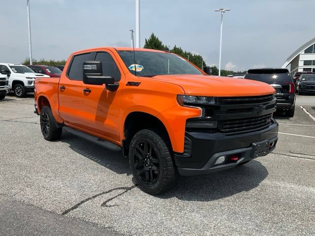 Used 2022 Chevrolet Silverado 1500 LT Trail Boss w/ LPO, Dark Essentials Package AWD/4WD image 3