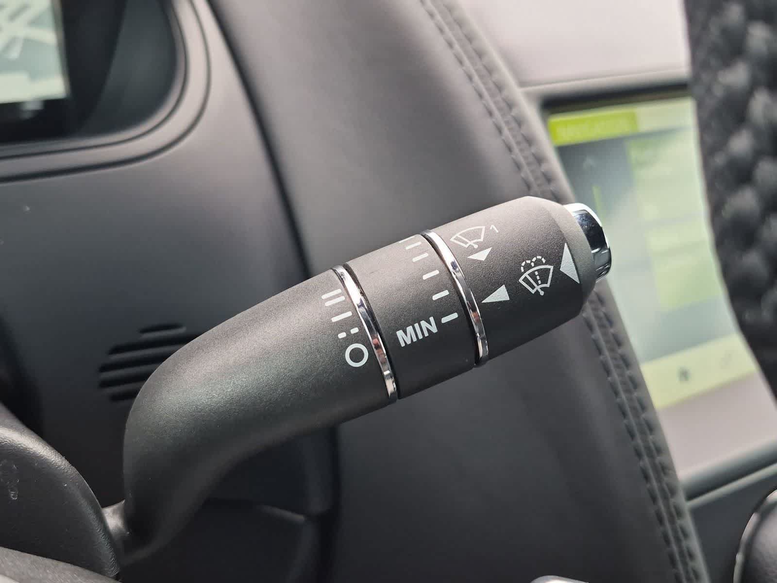 Used 2024 Jaguar F-TYPE R AWD/4WD image 22