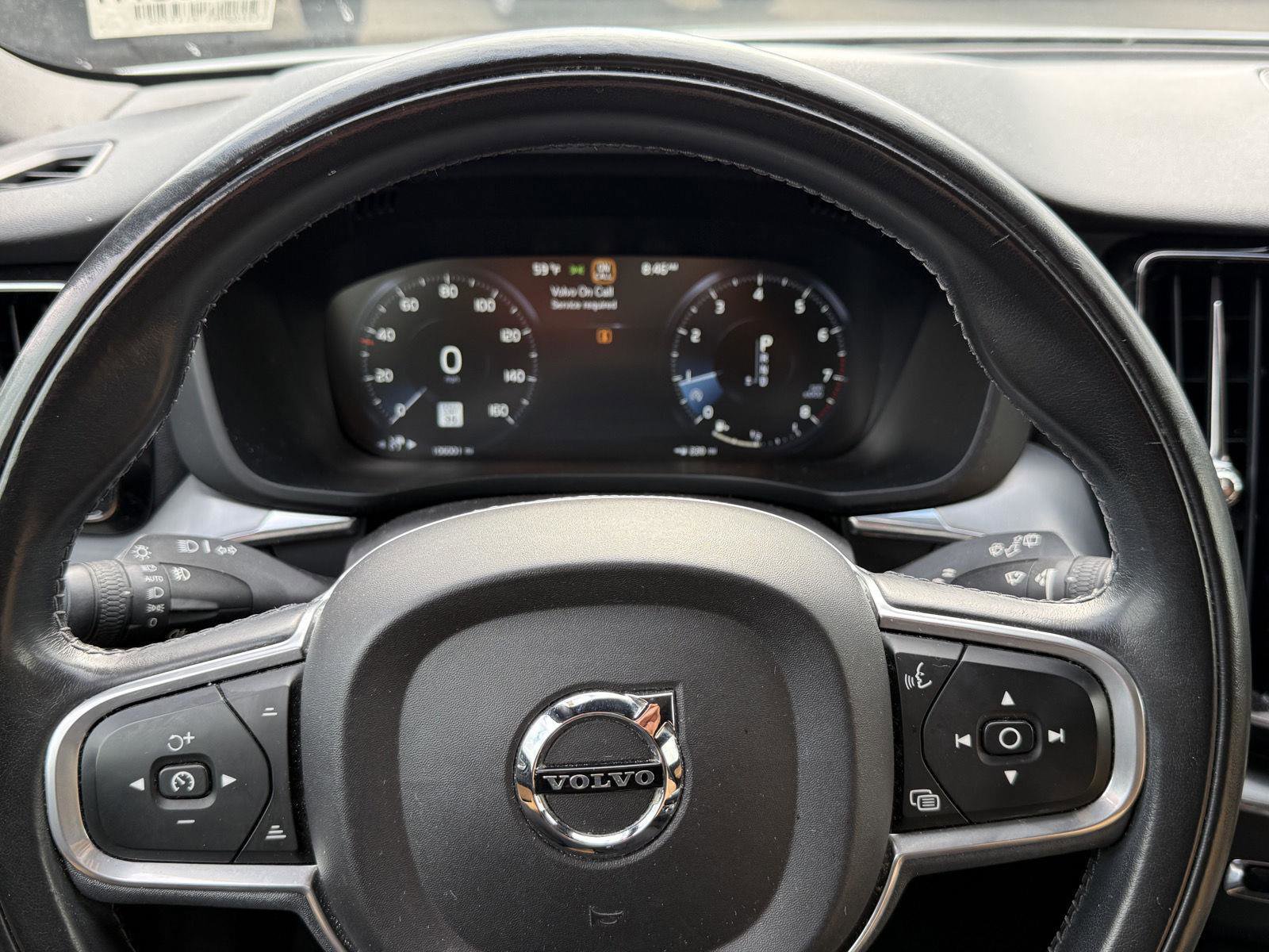 Used 2018 Volvo XC60 T5 Momentum w/ Convenience Package AWD/4WD image 19
