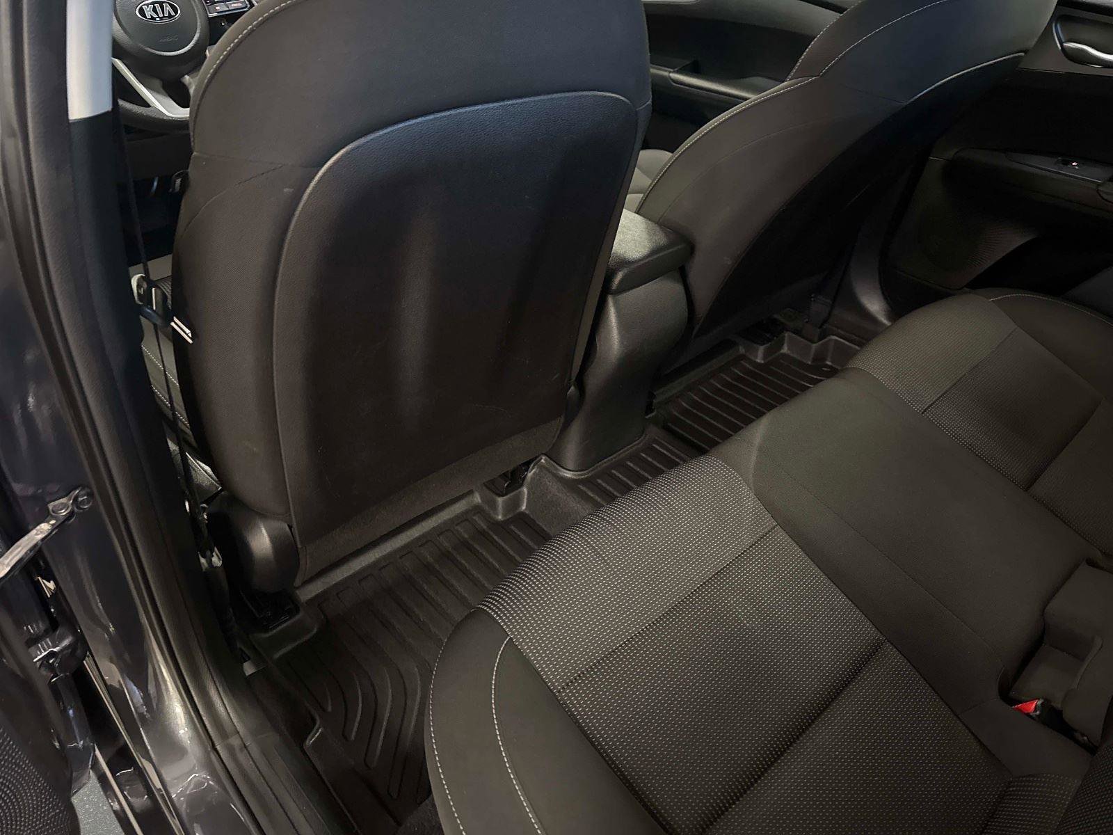 Used 2019 Kia Forte LXS image 14