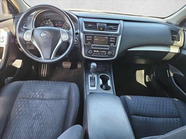 Used 2017 Nissan Altima 2.5 SV image 22