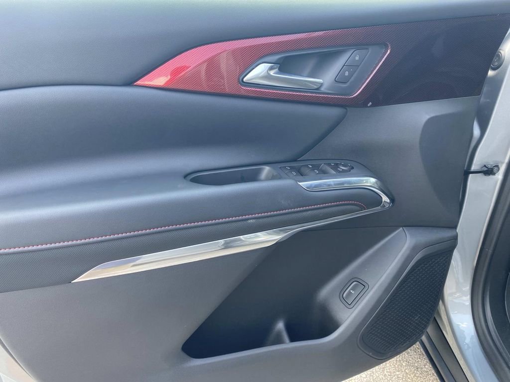 New 2026 Chevrolet Traverse Z71 w/ Driver Confidence Package image 15