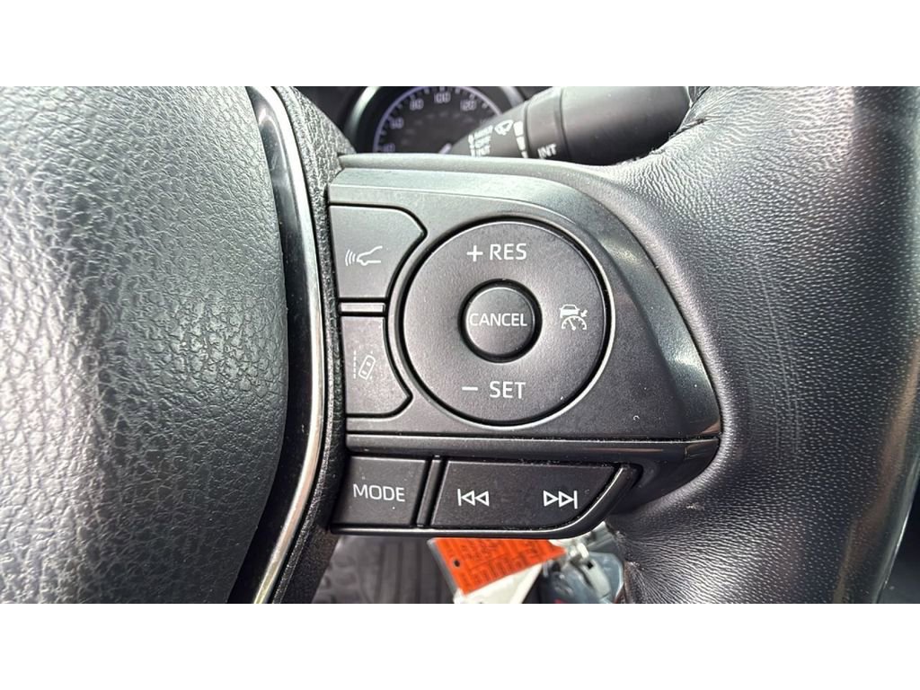 Used 2020 Toyota Camry SE FWD image 26