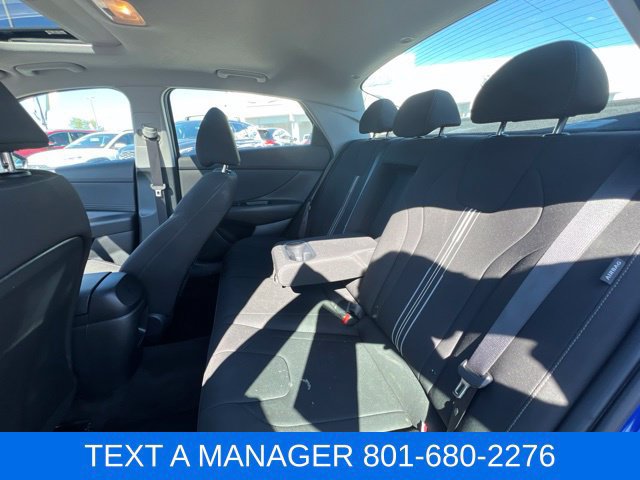 Used 2025 Hyundai Elantra SEL FWD image 38