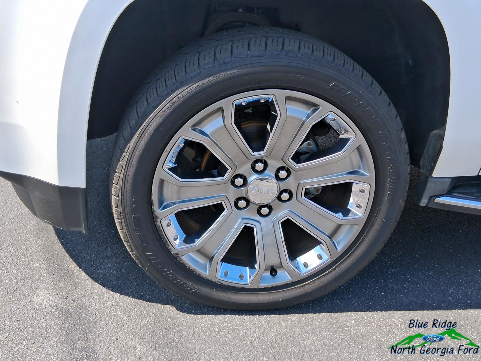 Used 2016 GMC Yukon XL Denali w/ Open Road Package image 9