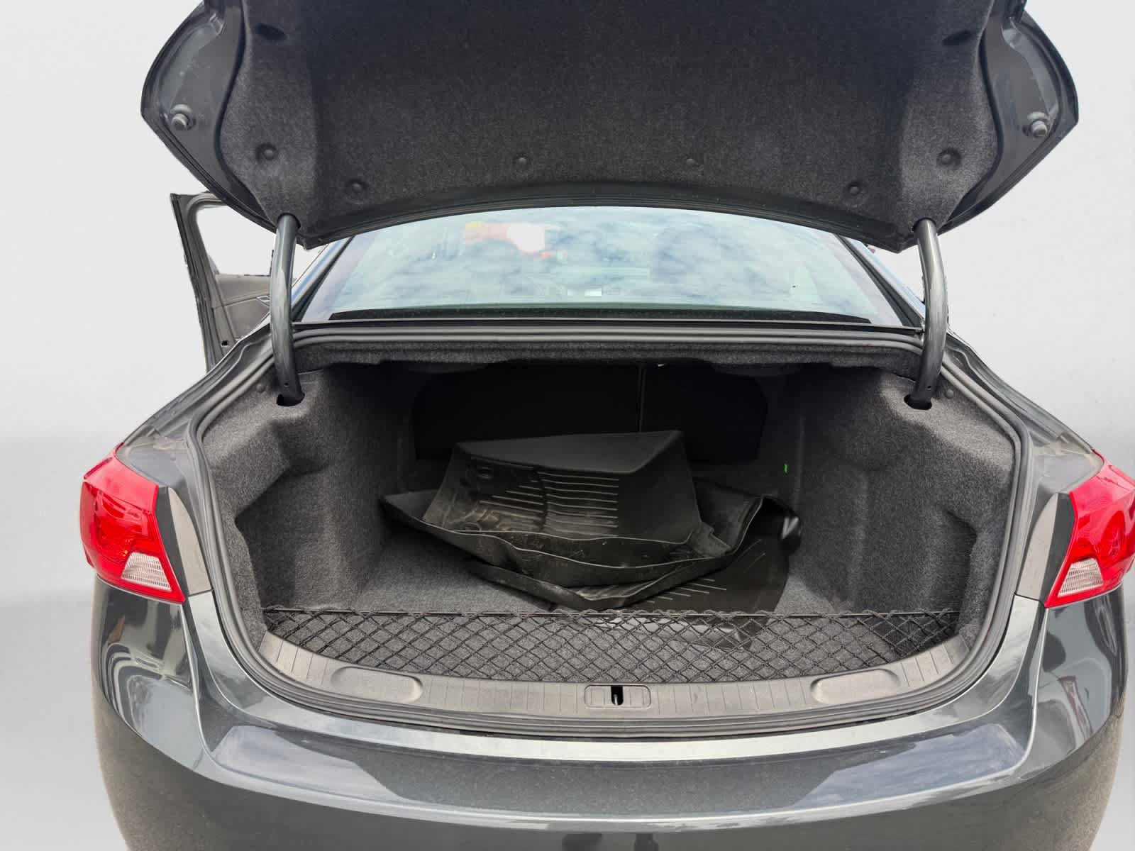 Used 2019 Chevrolet Impala LT w/ LT Convenience Package FWD image 20