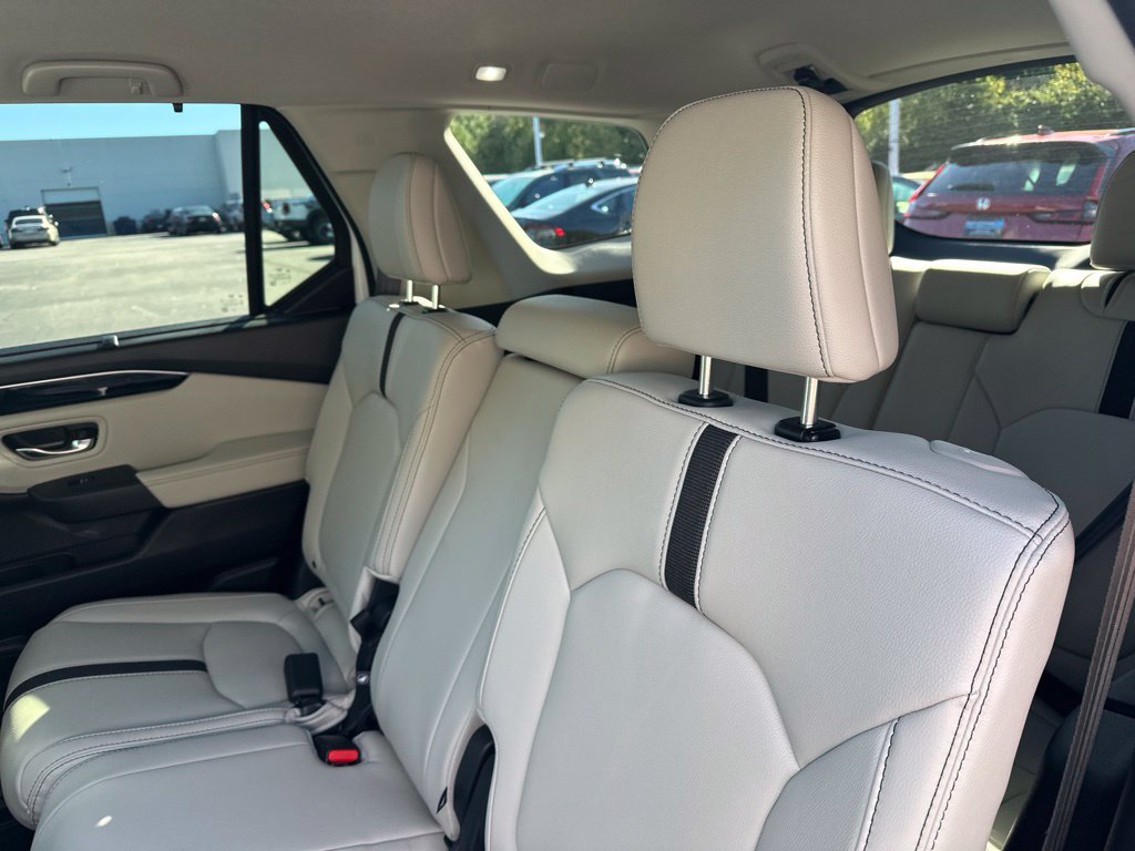 New 2026 Honda Pilot EX-L image 14