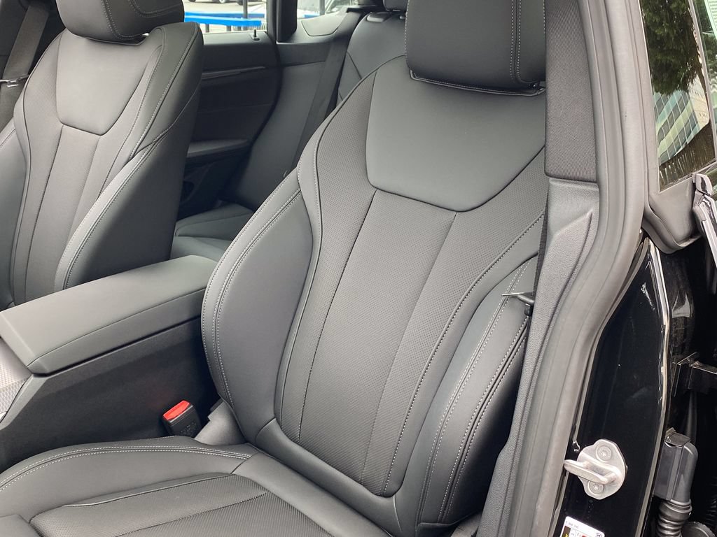 New 2026 BMW 430i xDrive w/ M Sport Package AWD/4WD image 16