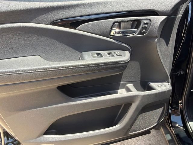 Used 2022 Honda Pilot Touring image 28