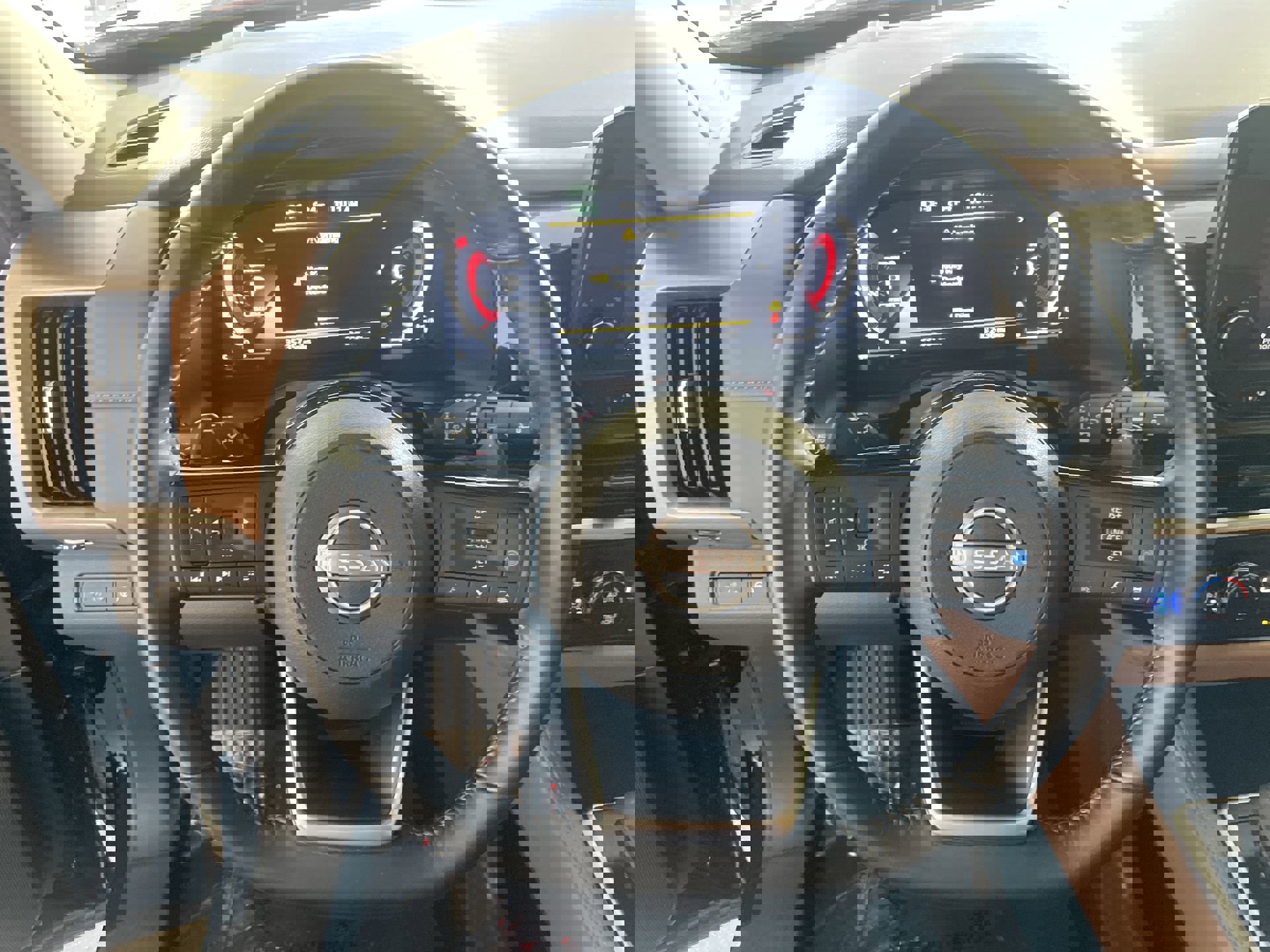 Certified 2024 Nissan Pathfinder Platinum w/ Cargo Package image 15