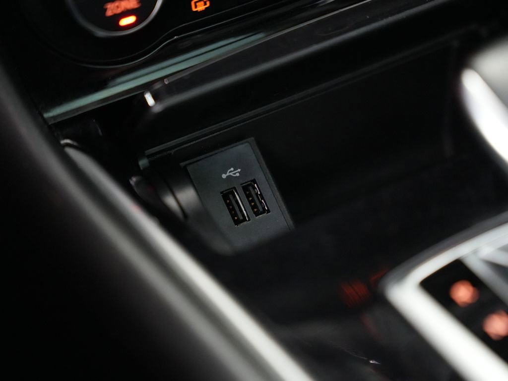 Used 2019 INFINITI QX30 w/ Navigation Package image 24