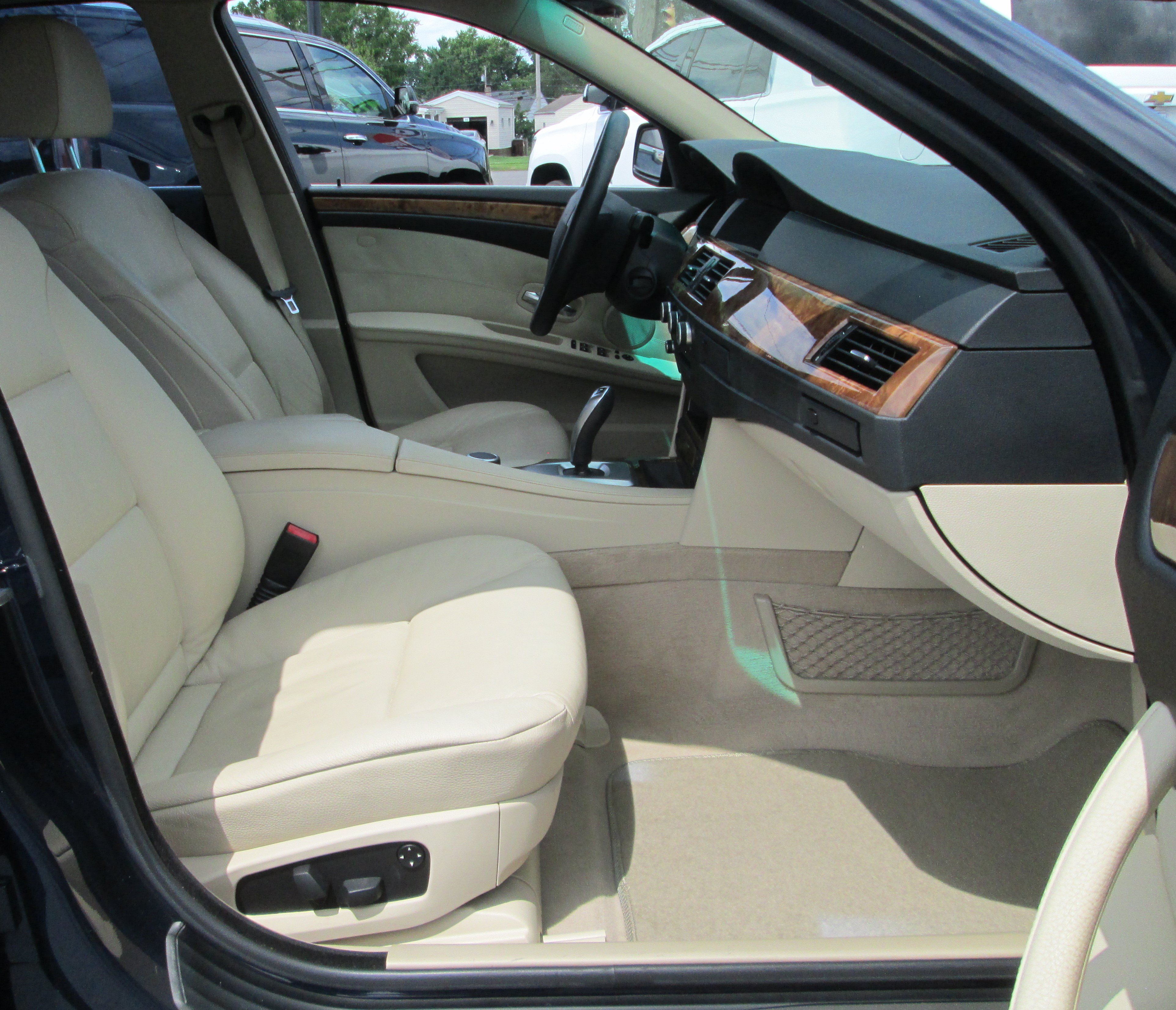 Used 2008 BMW 535xi Sedan w/ Premium Pkg AWD/4WD image 13