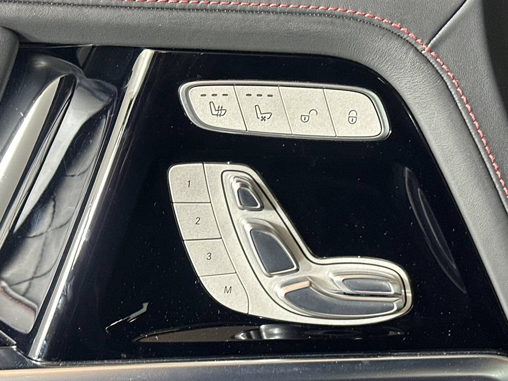 Certified 2025 Mercedes-Benz G 63 AMG 4MATIC image 11
