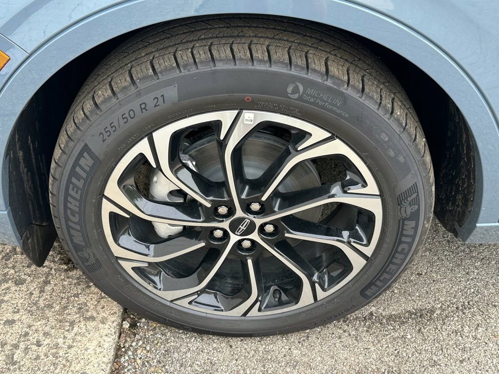 New 2026 Lincoln Nautilus Reserve AWD/4WD image 5