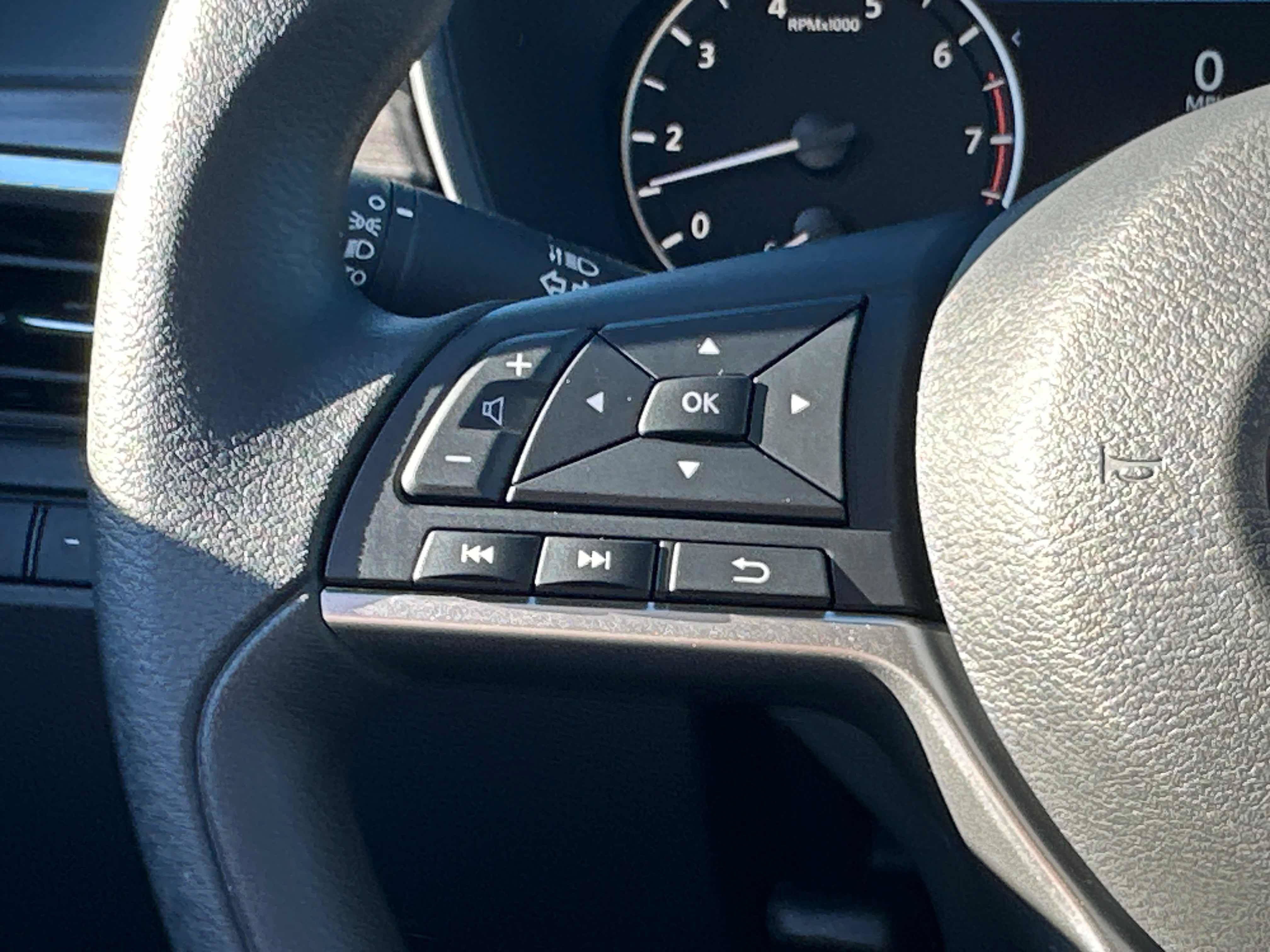 New 2026 Nissan Altima 2.5 SV AWD/4WD image 37