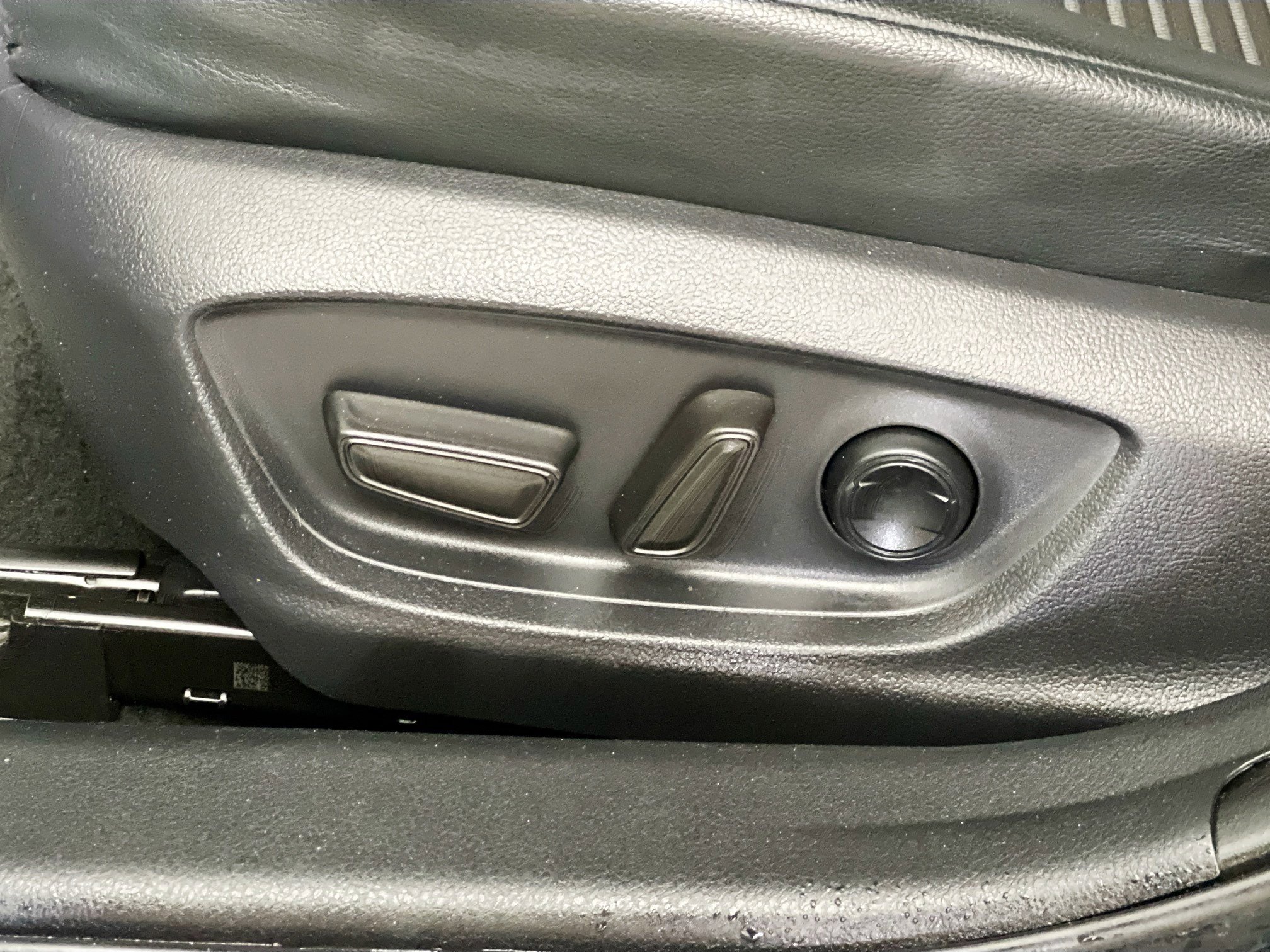Used 2018 Toyota Camry SE FWD image 15