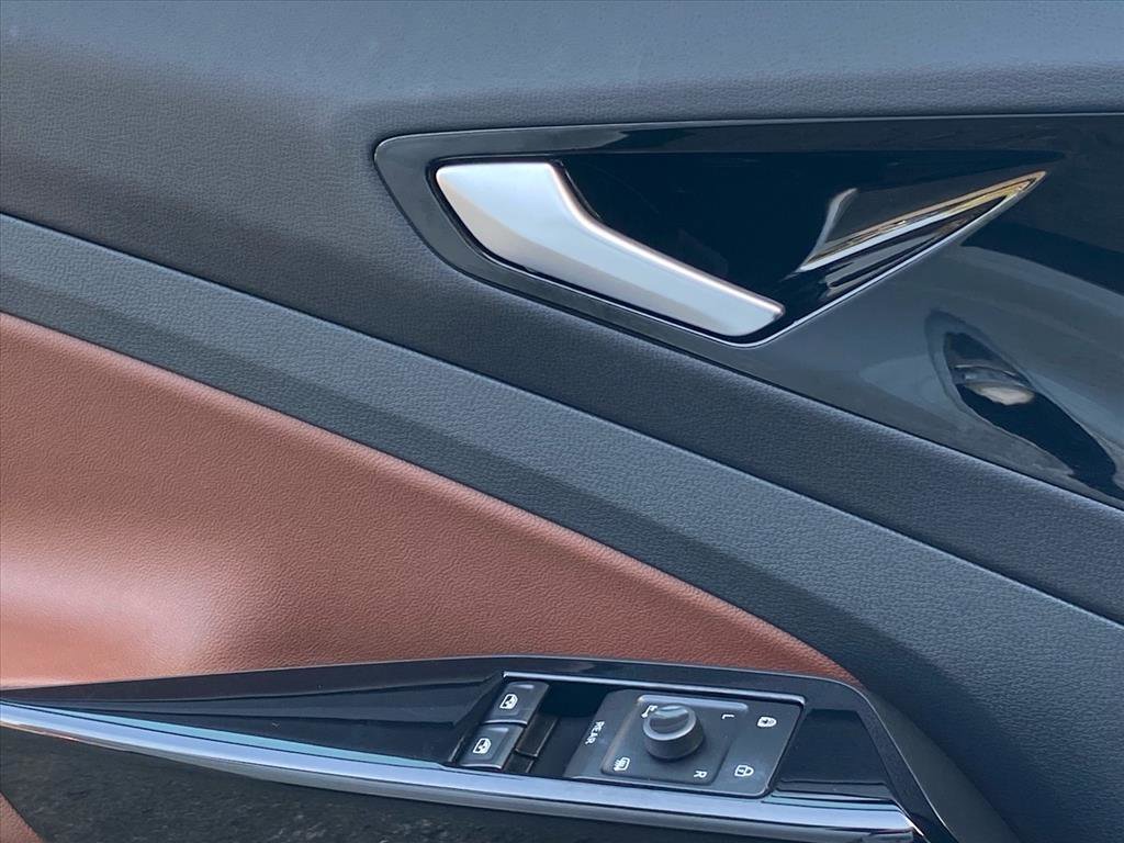 Certified 2022 Volkswagen ID.4 Pro S image 16