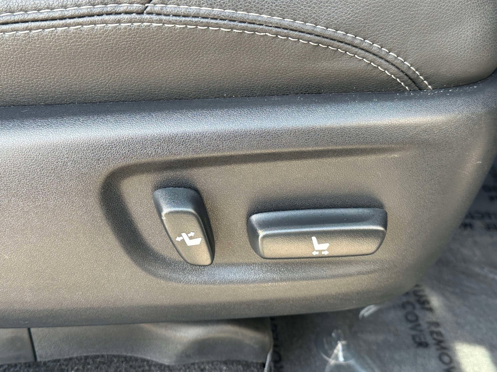 Used 2024 Toyota 4Runner SR5 Premium w/ Moonroof Package image 27