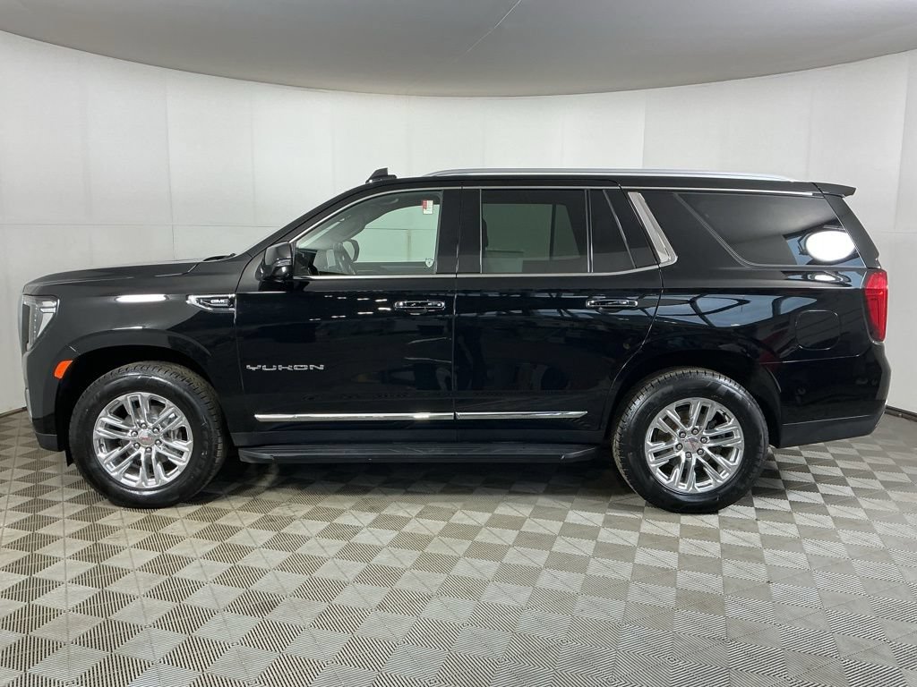 Used 2022 GMC Yukon SLT w/ SLT Luxury Package AWD/4WD image 6
