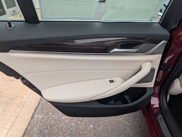 Certified 2023 BMW 530i xDrive w/ Premium Package image 23