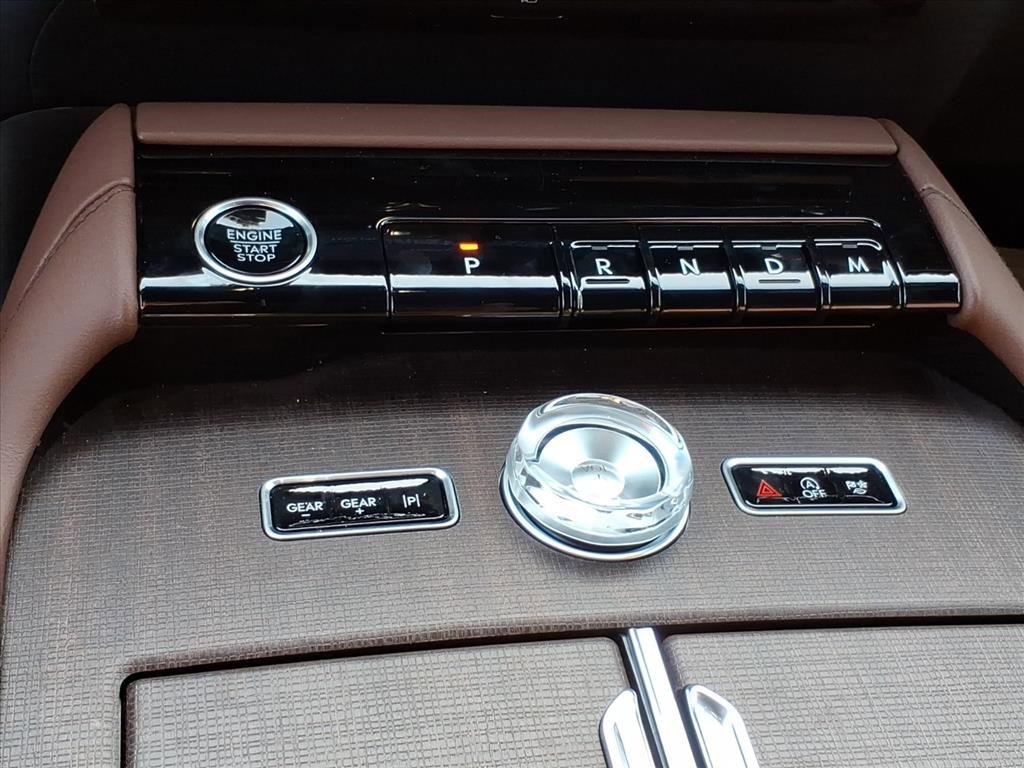 New 2025 Lincoln Navigator Reserve image 24