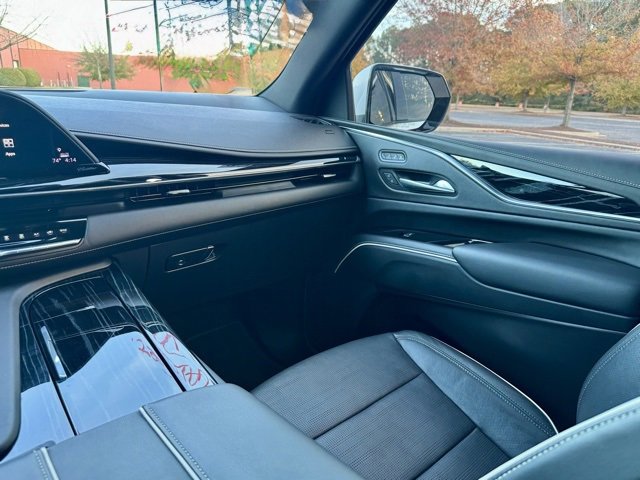 Certified 2023 Cadillac Escalade Sport w/ Touring Package image 25