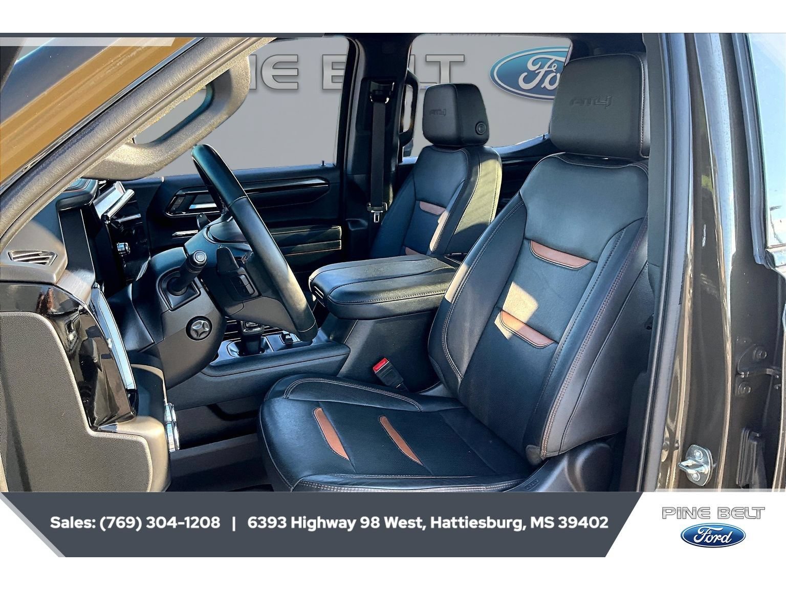 Used 2023 GMC Sierra 1500 AT4 w/ AT4 Premium Package AWD/4WD image 19