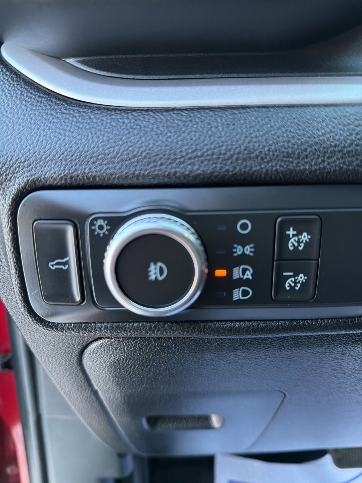 Used 2020 Ford Explorer XLT w/ Equipment Group 202A image 17