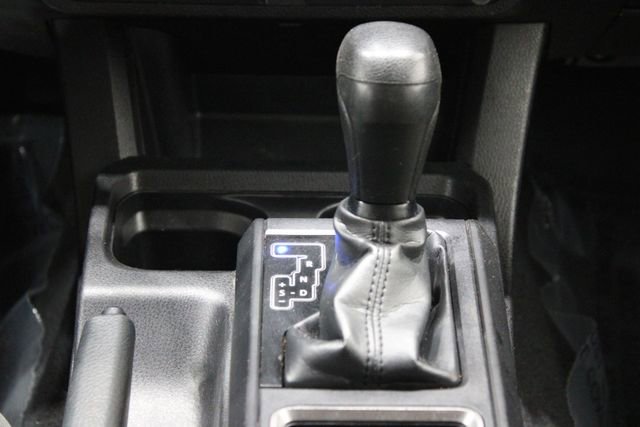 Used 2023 Toyota Tacoma SR image 33