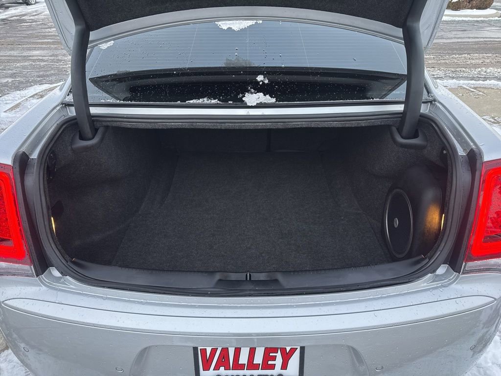 Used 2022 Chrysler 300 S w/ Safetytec Plus Group image 42