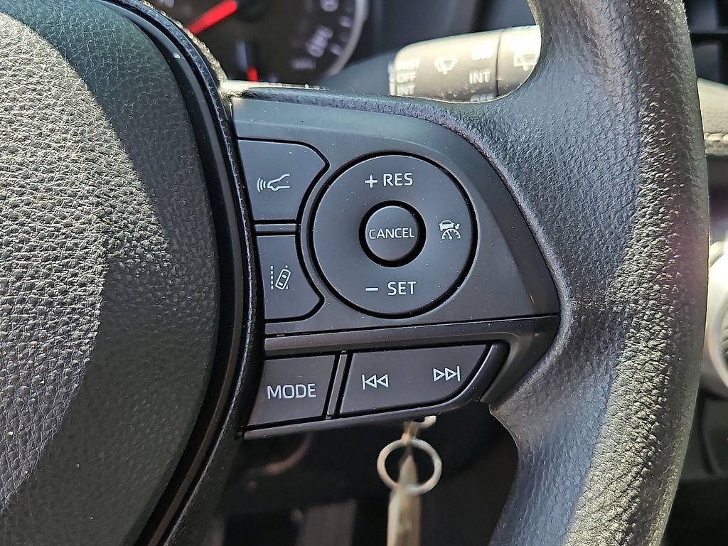 Used 2019 Toyota RAV4 LE w/ All Weather Liner Package AWD/4WD image 22